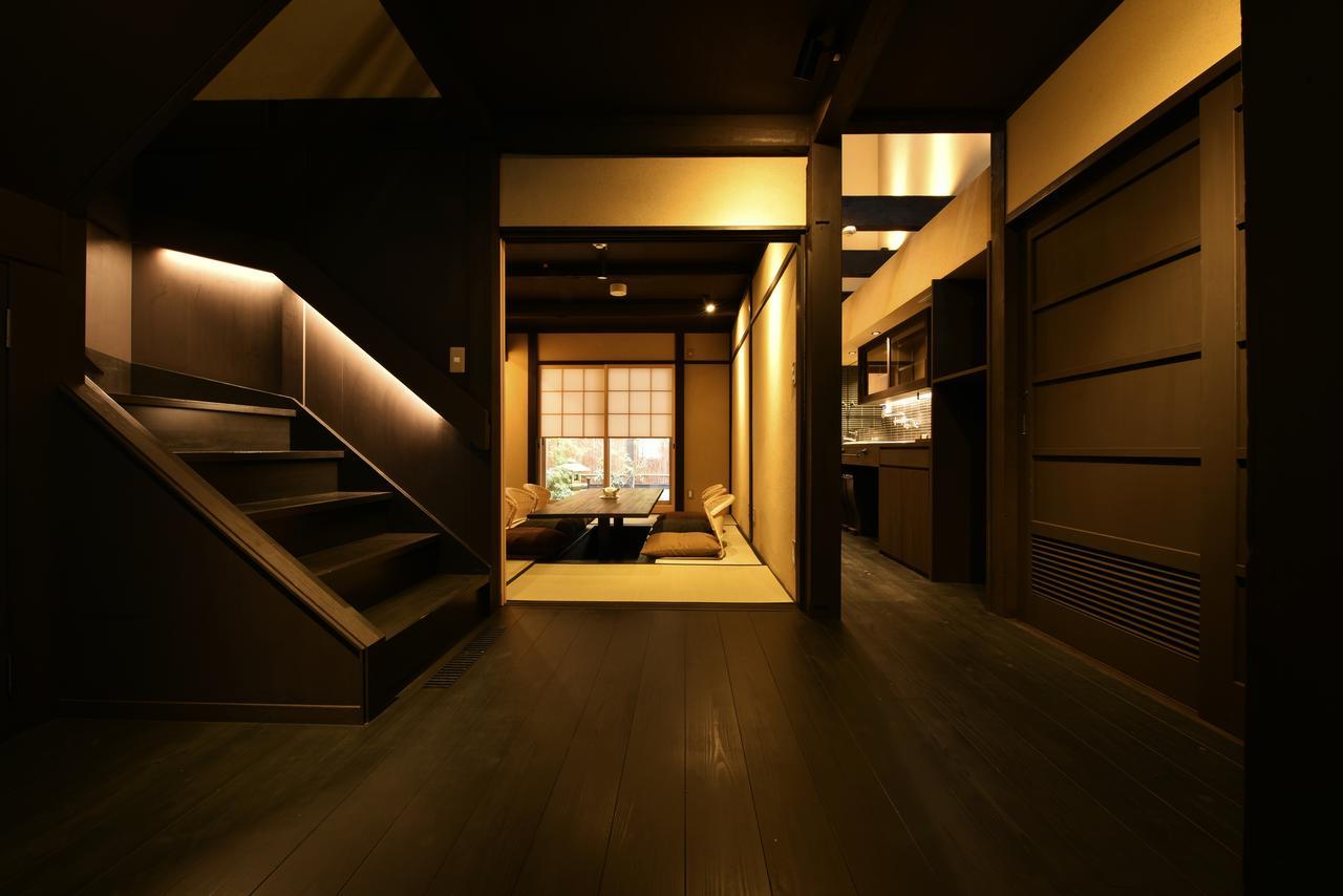 Kuraya Kamigojocho, Kyoto